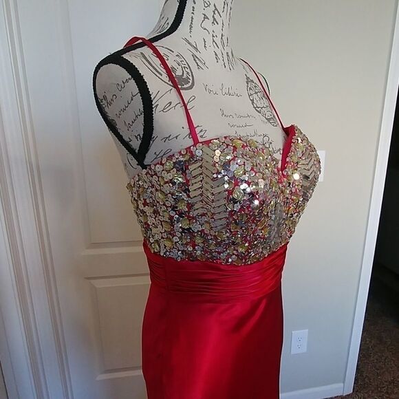 NWT Beaded Bust Red Satin Jeweled Flirt by Maggie Sottero Sheath Prom 10 - Picture 3 of 10